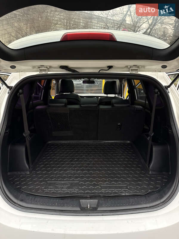 Микровэн Kia Carens 2013 в Киеве фото 25 Микровэн Kia Carens 2013 в Киеве