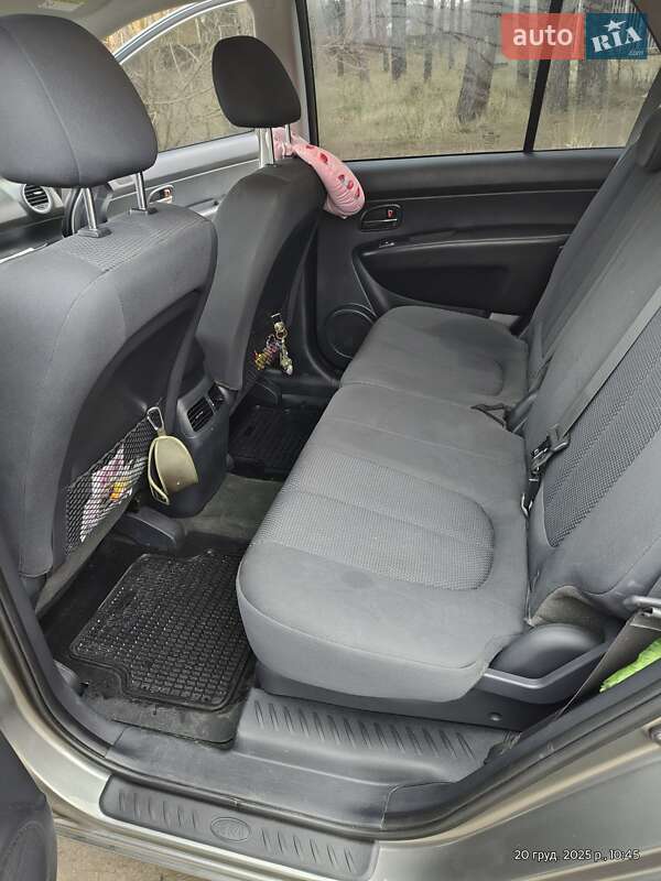 Мікровен Kia Carens 2012 в Києві