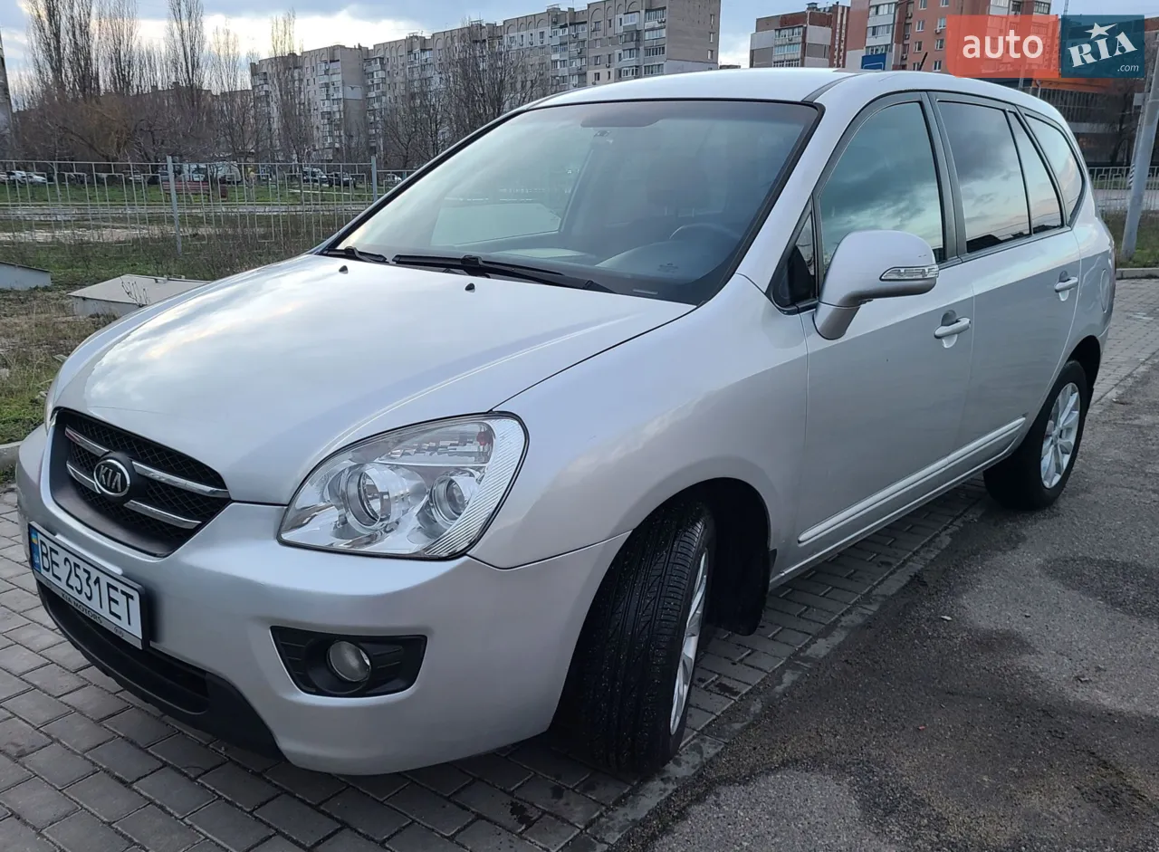 2010 Kia Carens - мініатюра 18