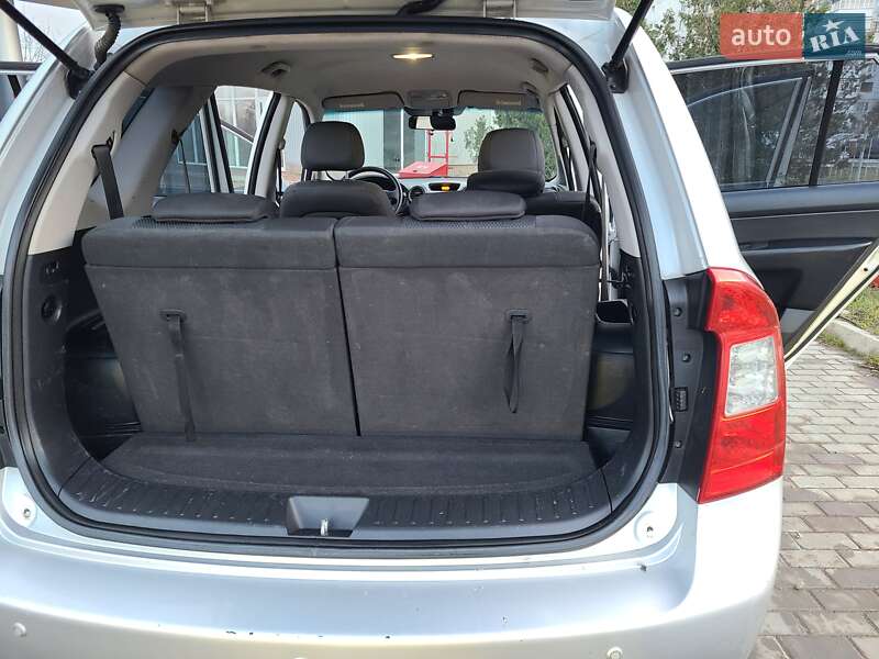 Микровэн Kia Carens 2010 в Николаеве