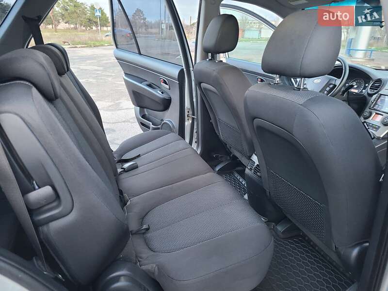 Микровэн Kia Carens 2010 в Николаеве