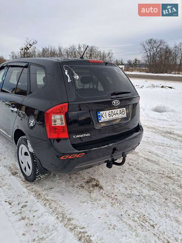 Мінівен Kia Carens 2008 в Києві фото 4 Мінівен Kia Carens 2008 в Києві