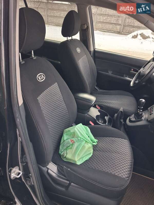 Мінівен Kia Carens 2008 в Києві фото 22 Мінівен Kia Carens 2008 в Києві