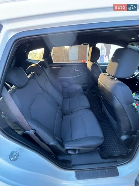 Мікровен Kia Carens 2013 в Коростені