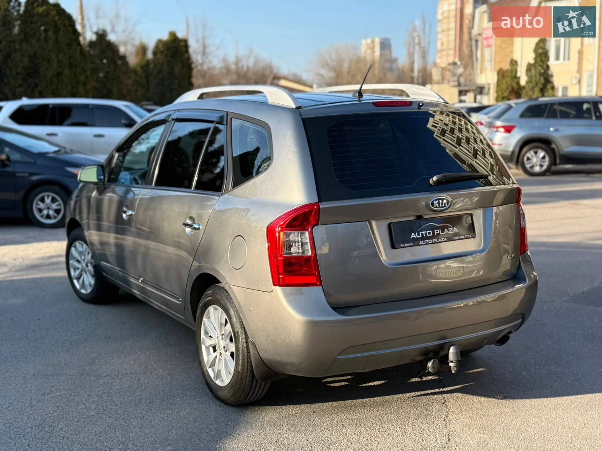 2012 Kia Carens - мініатюра 25