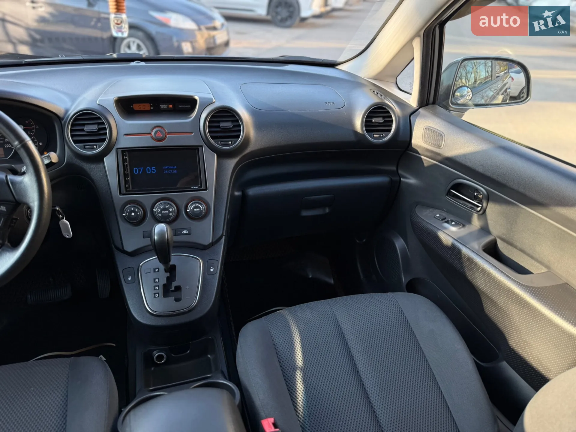 2012 Kia Carens - мініатюра 42