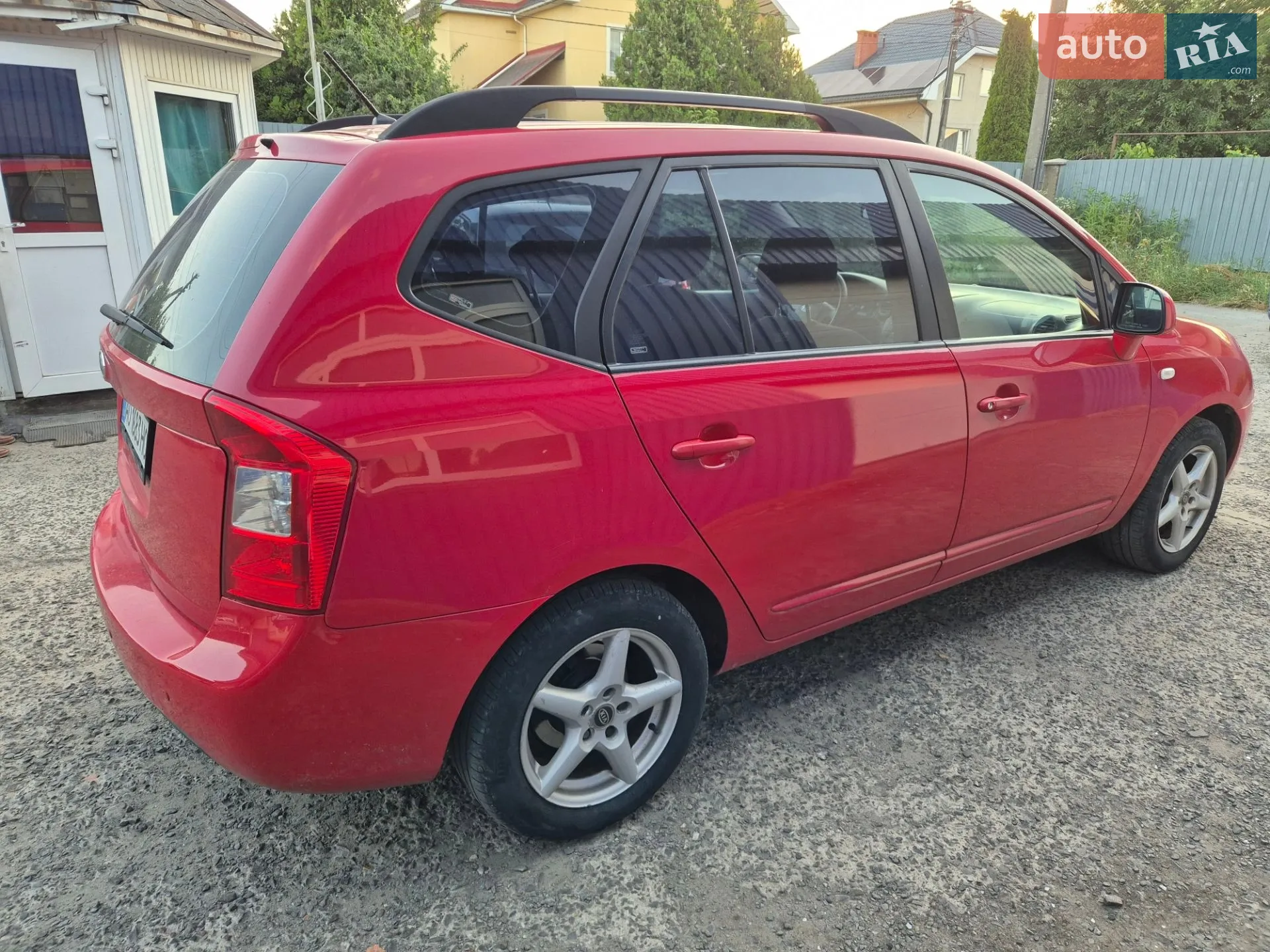 2010 Kia Carens - мініатюра 2