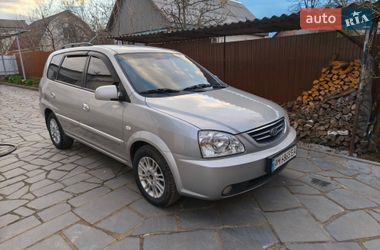 Мінівен Kia Carens 2004 в Радомишлі