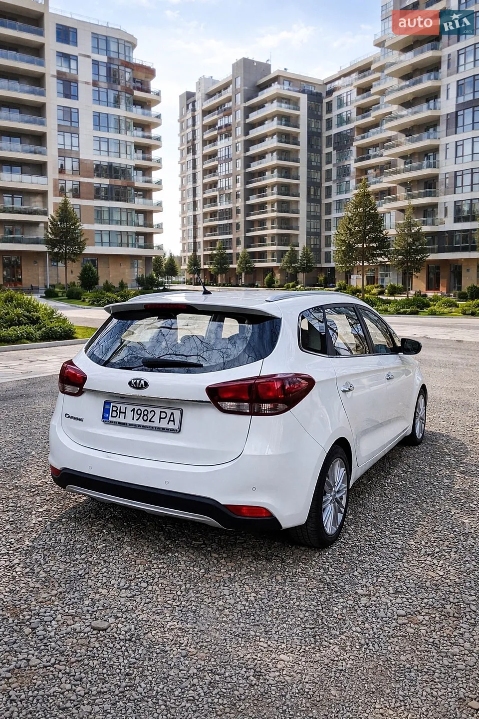 2016 Kia Carens - мініатюра 3
