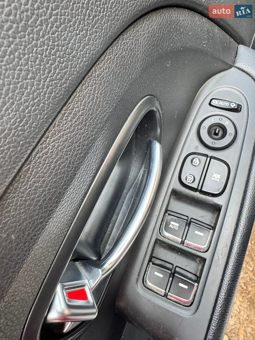2016 Kia Carens - мініатюра 5
