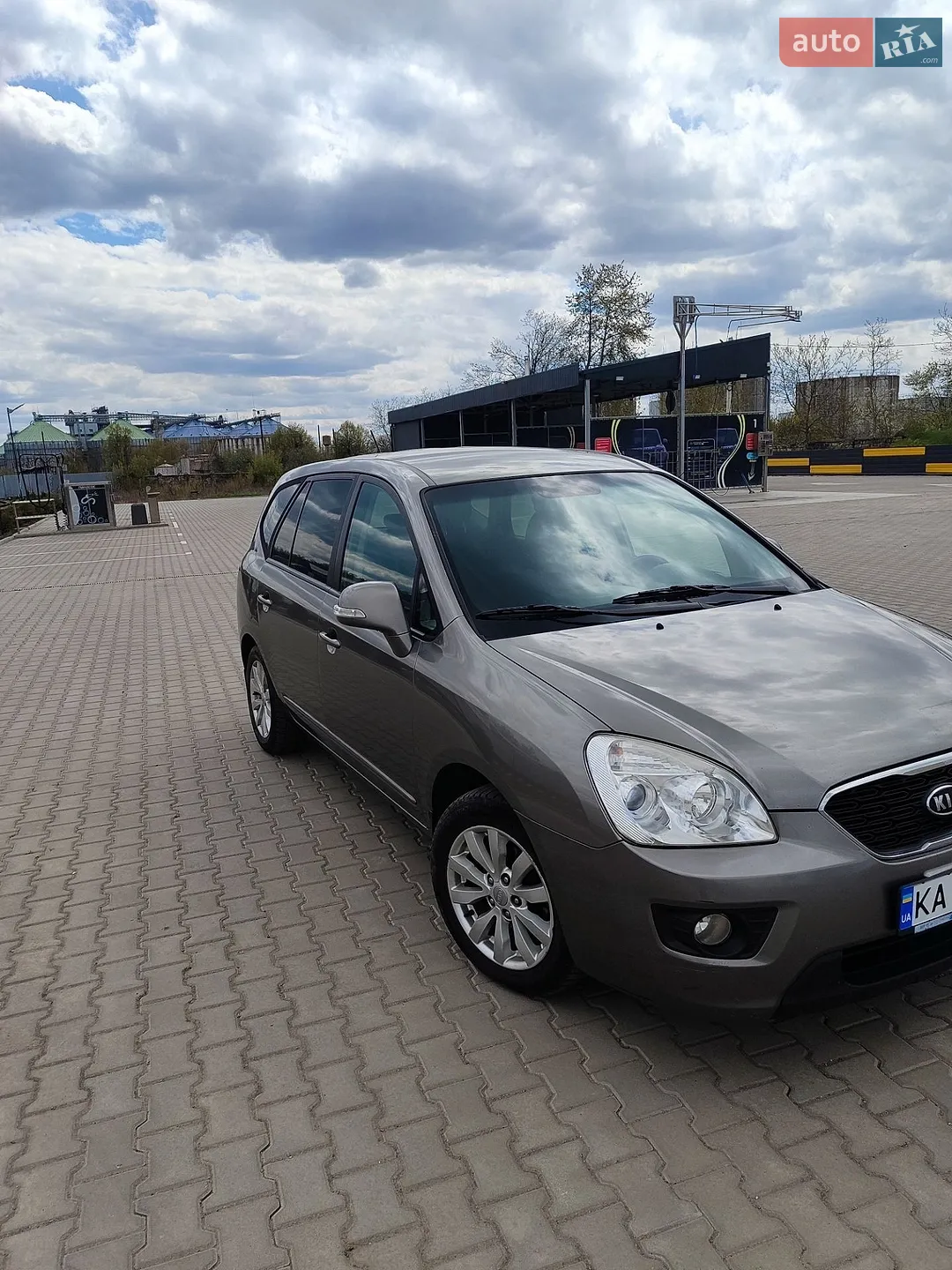 2011 Kia Carens - мініатюра 11