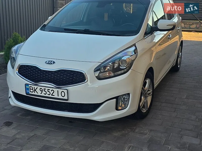 Kia Carens 2016