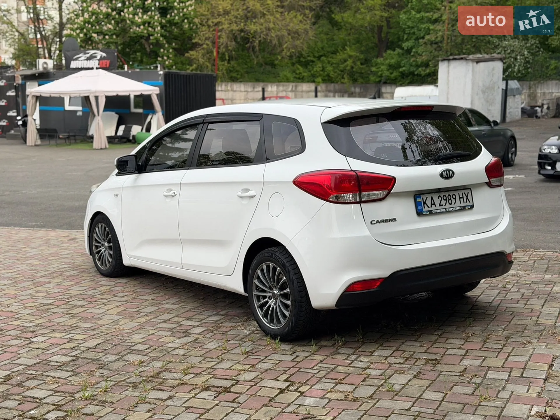 2013 Kia Carens - фото 1