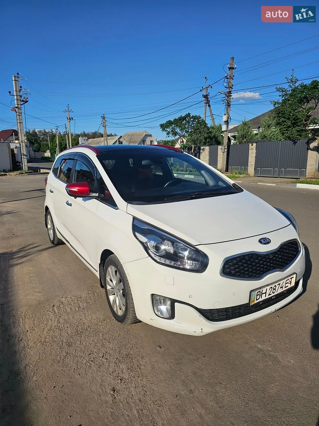 2014 Kia Carens - фото 1