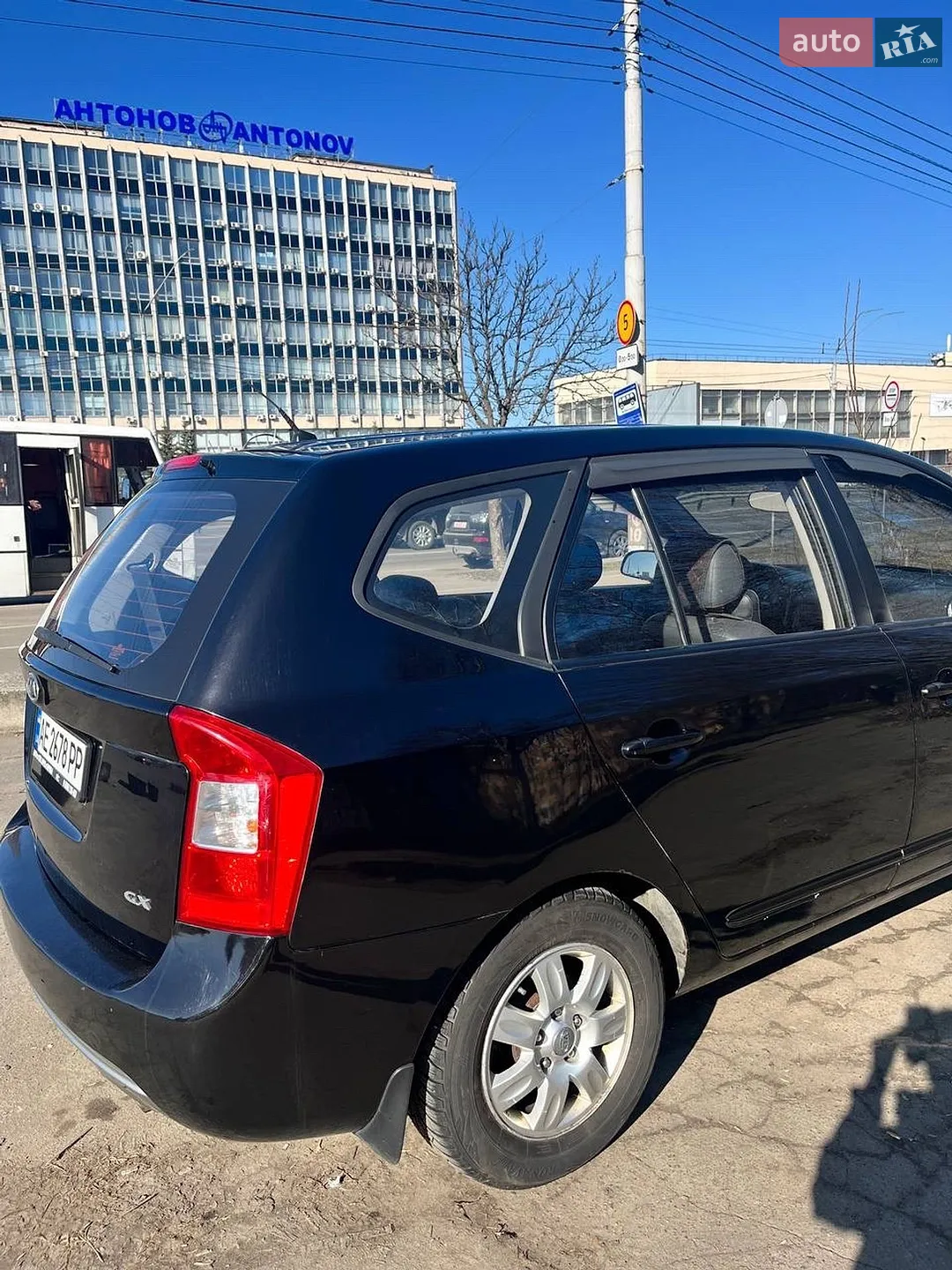 2010 Kia Carens - мініатюра 4