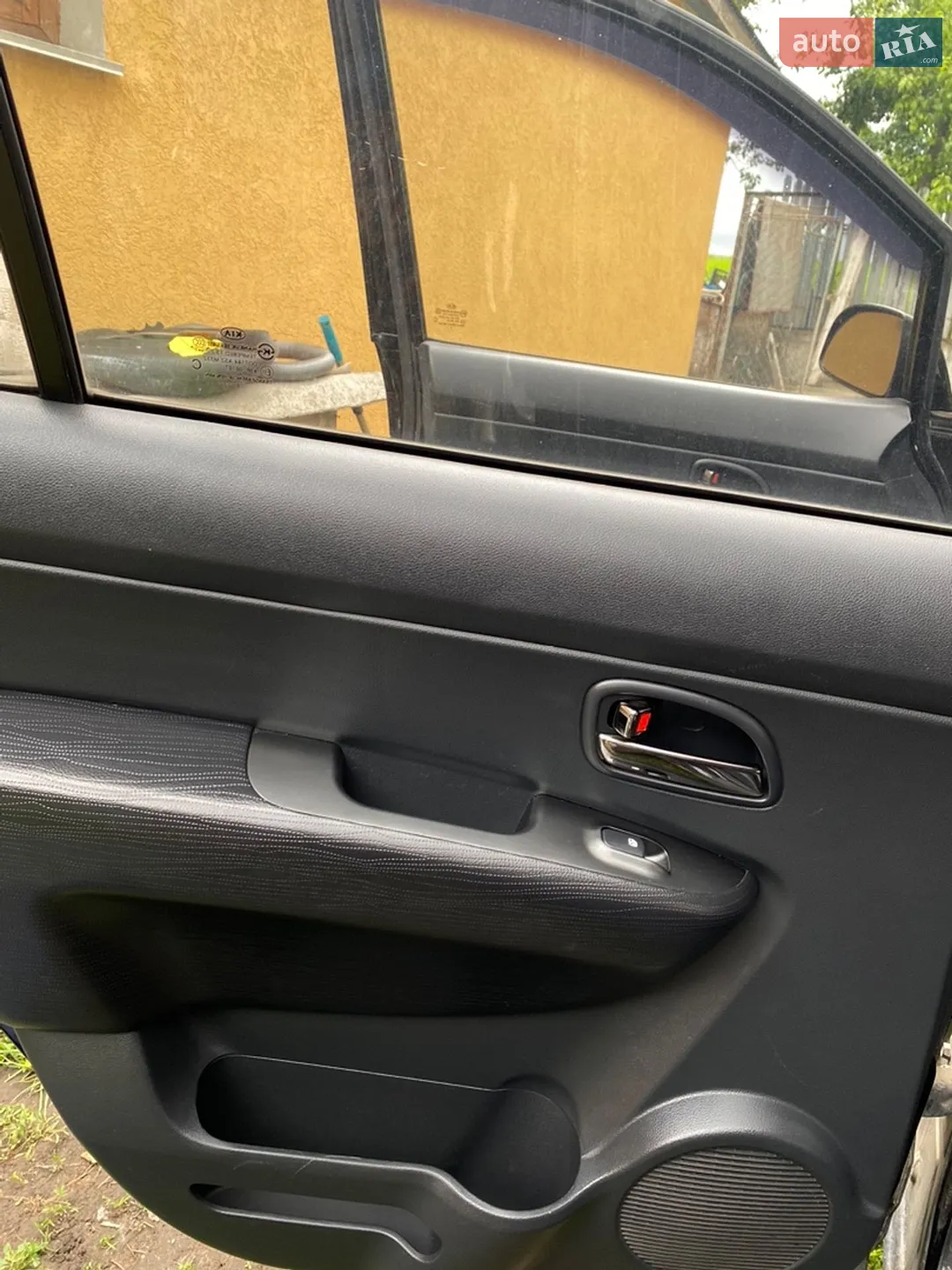 2010 Kia Carens - мініатюра 10
