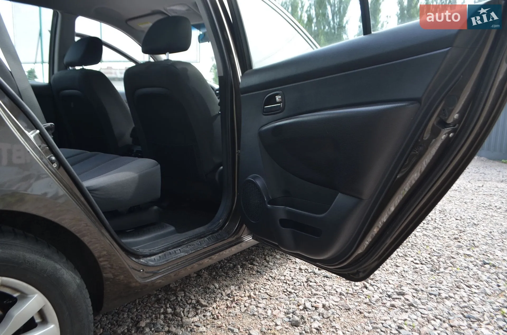 2011 Kia Carens - мініатюра 15