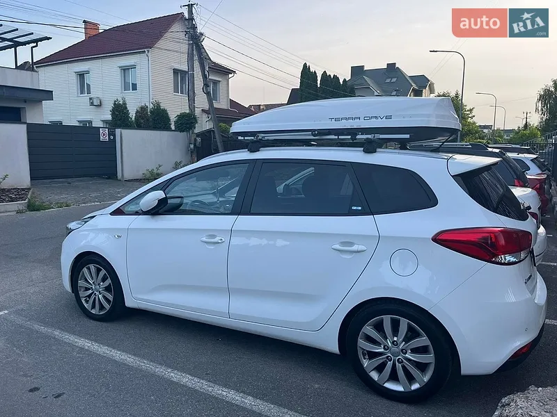 Kia Carens 2016