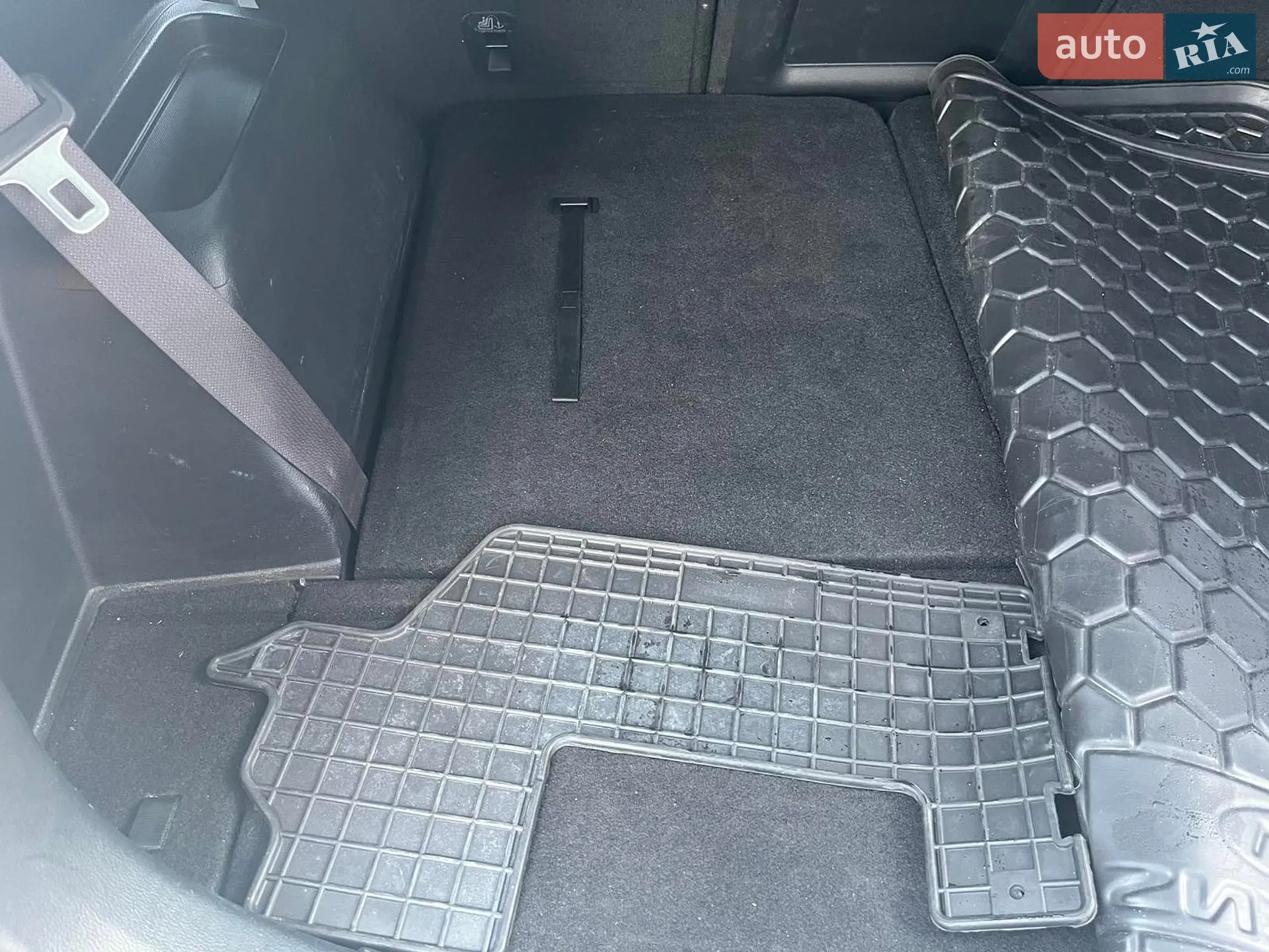 2016 Kia Carens - мініатюра 15