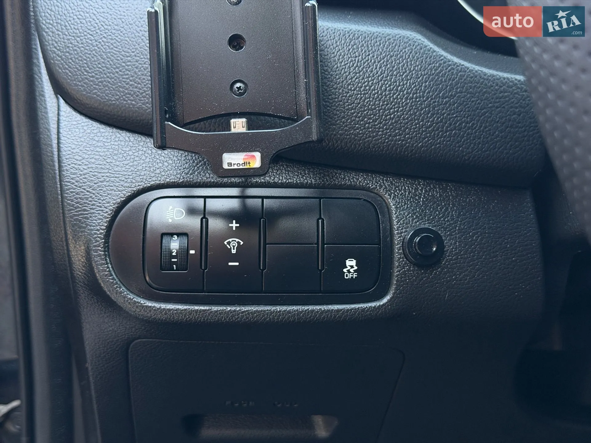 2013 Kia Carens - мініатюра 9