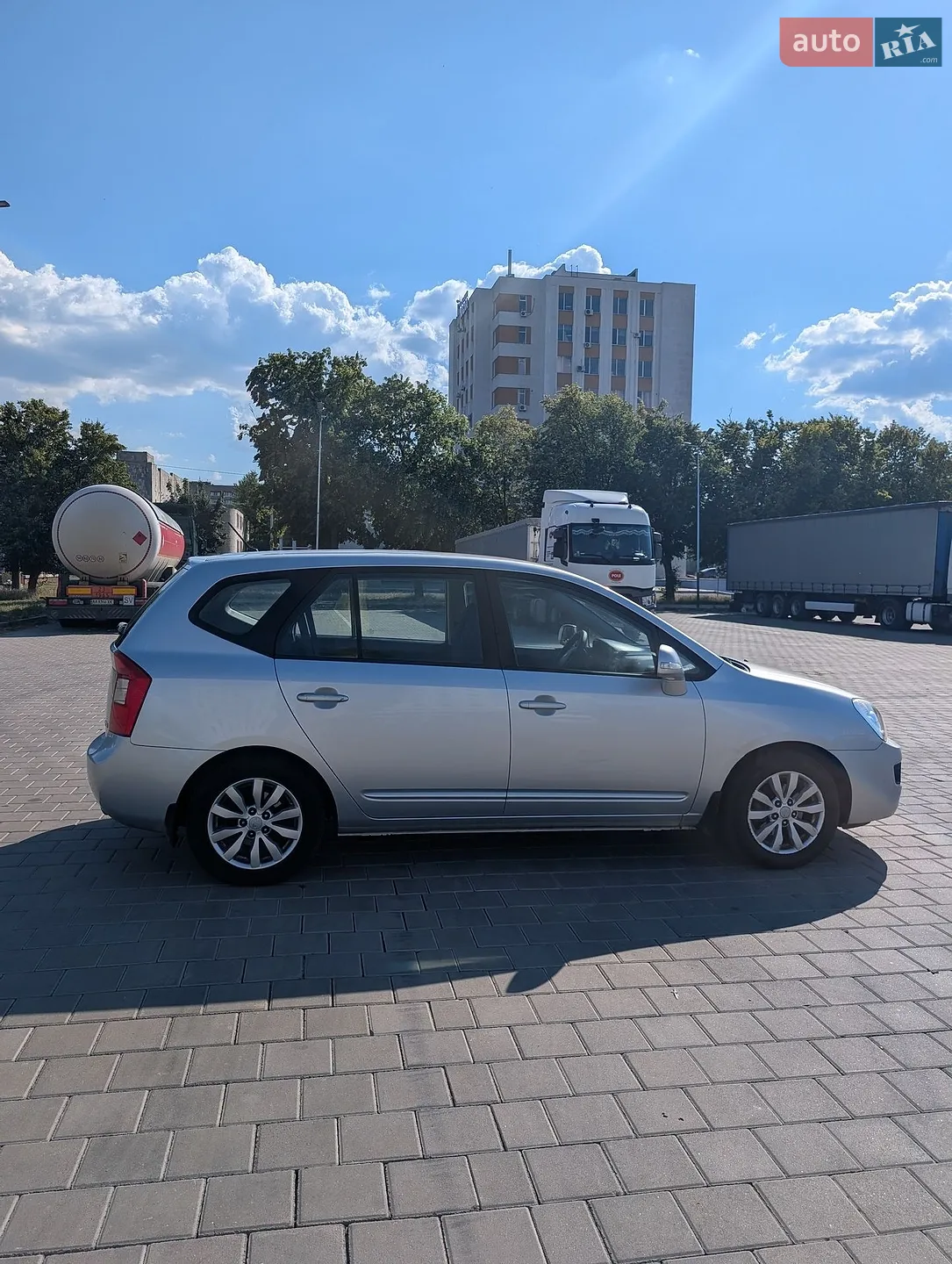2010 Kia Carens - мініатюра 5