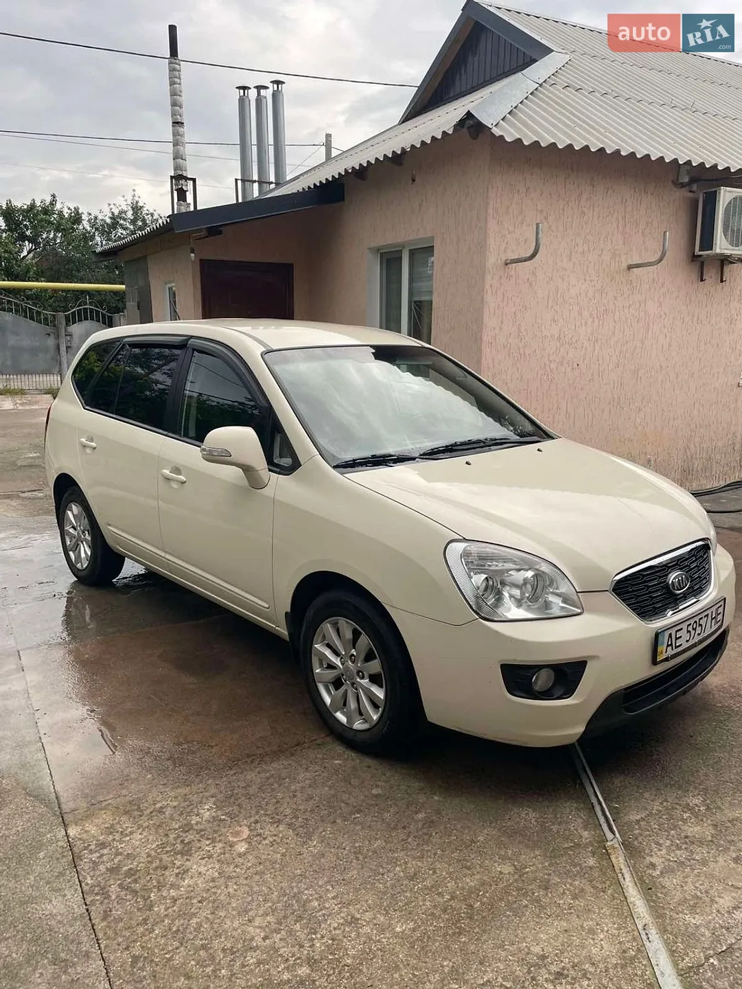2011 Kia Carens - мініатюра 3