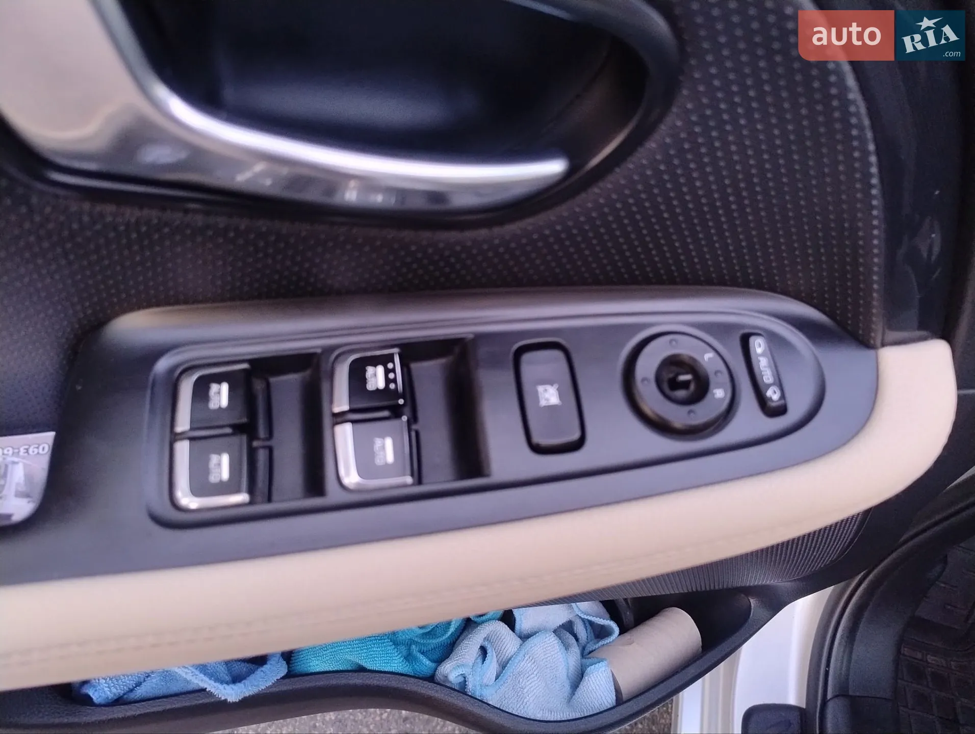 2013 Kia Carens - мініатюра 14