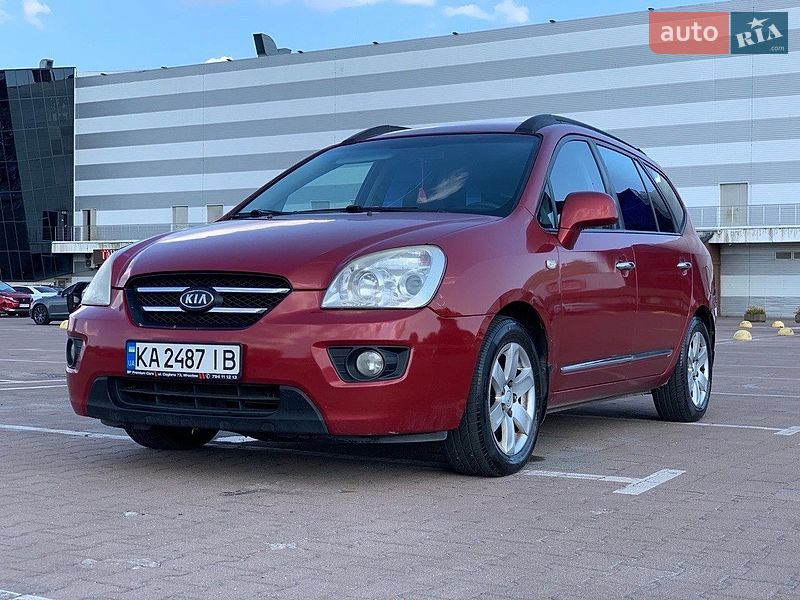 Минивэн Kia Carens 2008 в Киеве фото Минивэн Kia Carens 2008 в Киеве