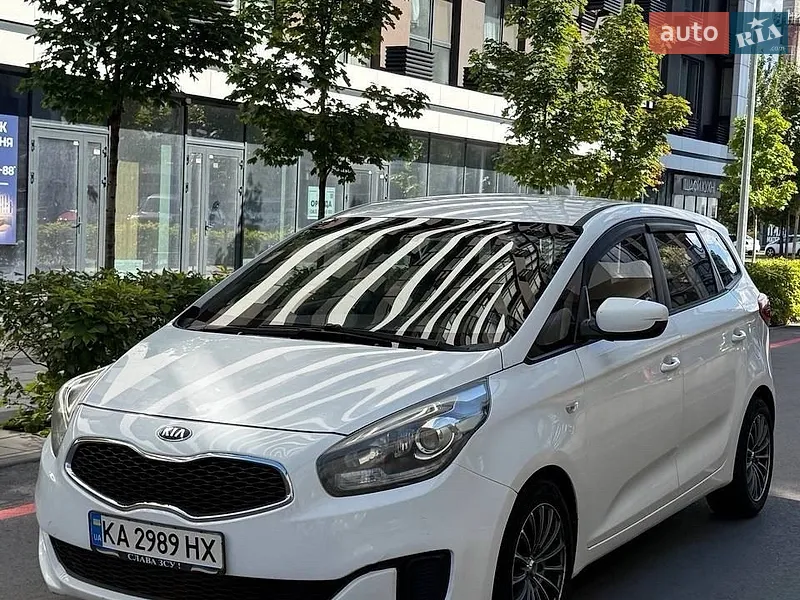 Kia Carens 2013