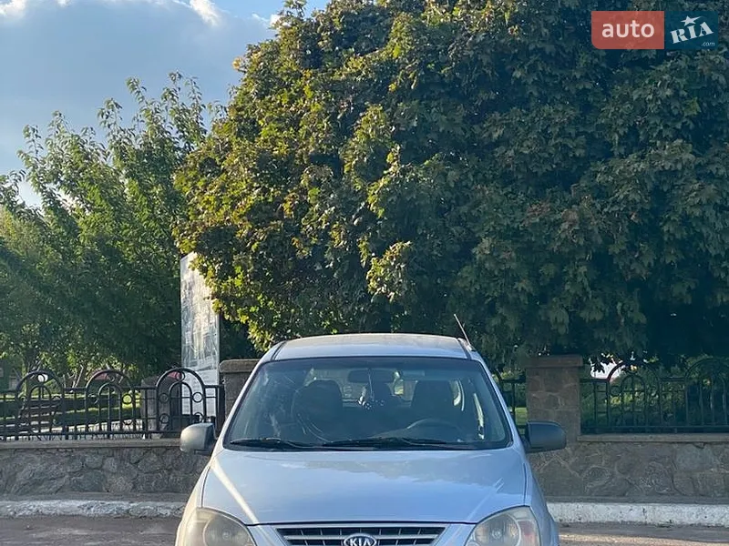 Kia Carens 2005