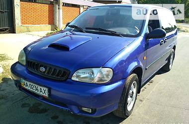 Минивэн Kia Carnival 2001 в Херсоне