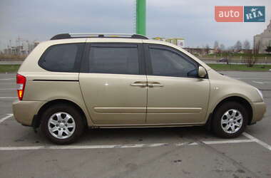 Мінівен Kia Carnival 2007 в Києві