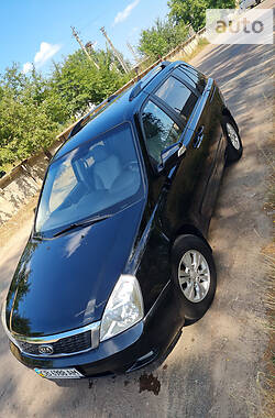 Минивэн Kia Carnival 2012 в Чернигове