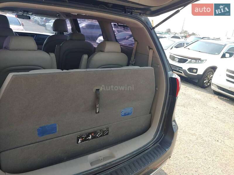 Минивэн Kia Carnival 2016 в Одессе