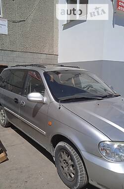 Минивэн Kia Carnival 2003 в Львове