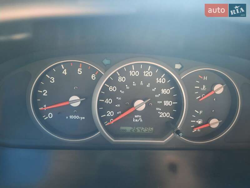 Минивэн Kia Carnival 2003 в Хмельницком