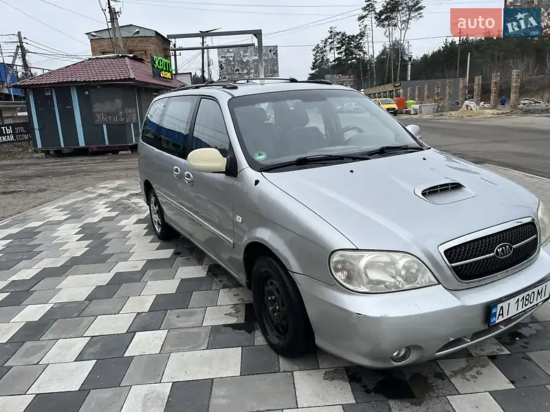 Kia Carnival 2003