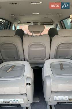 Минивэн Kia Carnival 2008 в Запорожье