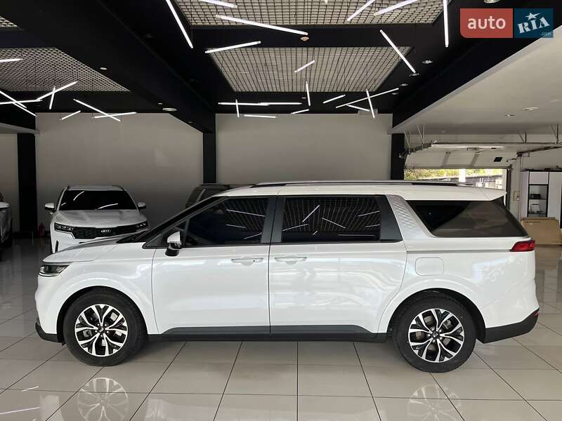 Мінівен Kia Carnival 2021 в Одесі