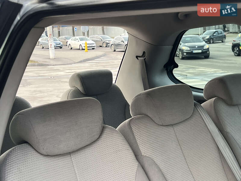 Минивэн Kia Carnival 2008 в Виннице фото 15 Минивэн Kia Carnival 2008 в Виннице