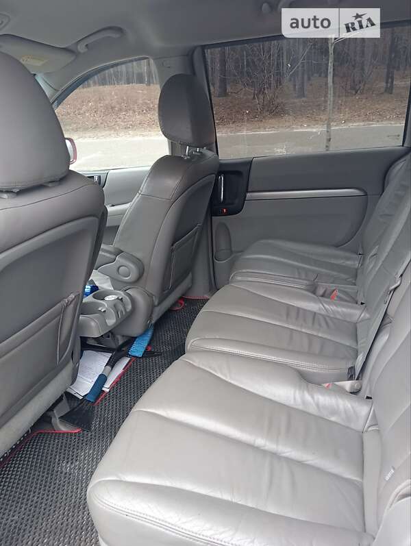 Минивэн Kia Carnival 2006 в Киеве фото 16 Минивэн Kia Carnival 2006 в Киеве