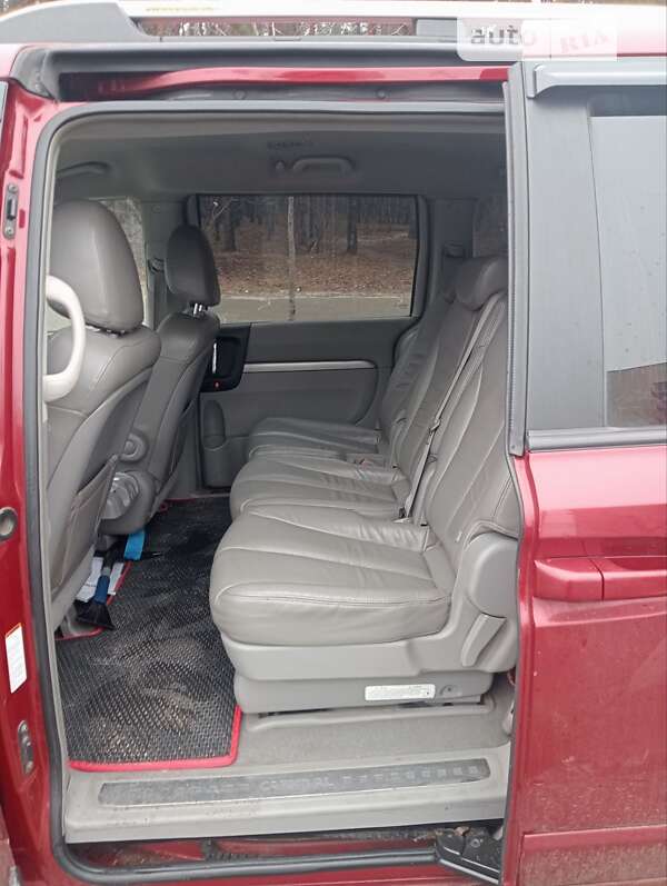 Минивэн Kia Carnival 2006 в Киеве фото 23 Минивэн Kia Carnival 2006 в Киеве