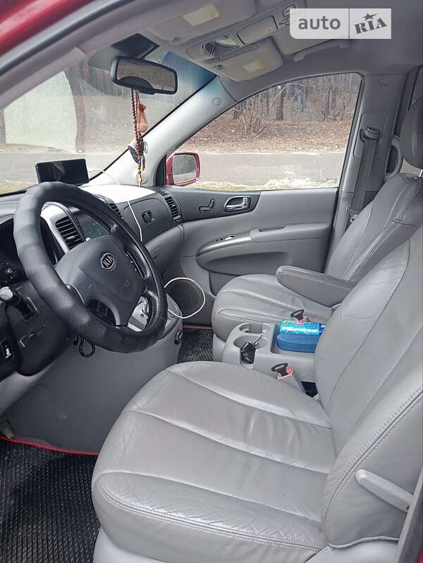 Минивэн Kia Carnival 2006 в Киеве фото 26 Минивэн Kia Carnival 2006 в Киеве