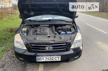Минивэн Kia Carnival 2008 в 
