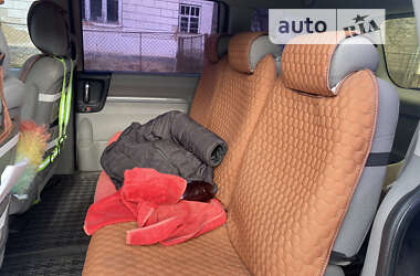 Минивэн Kia Carnival 2008 в 