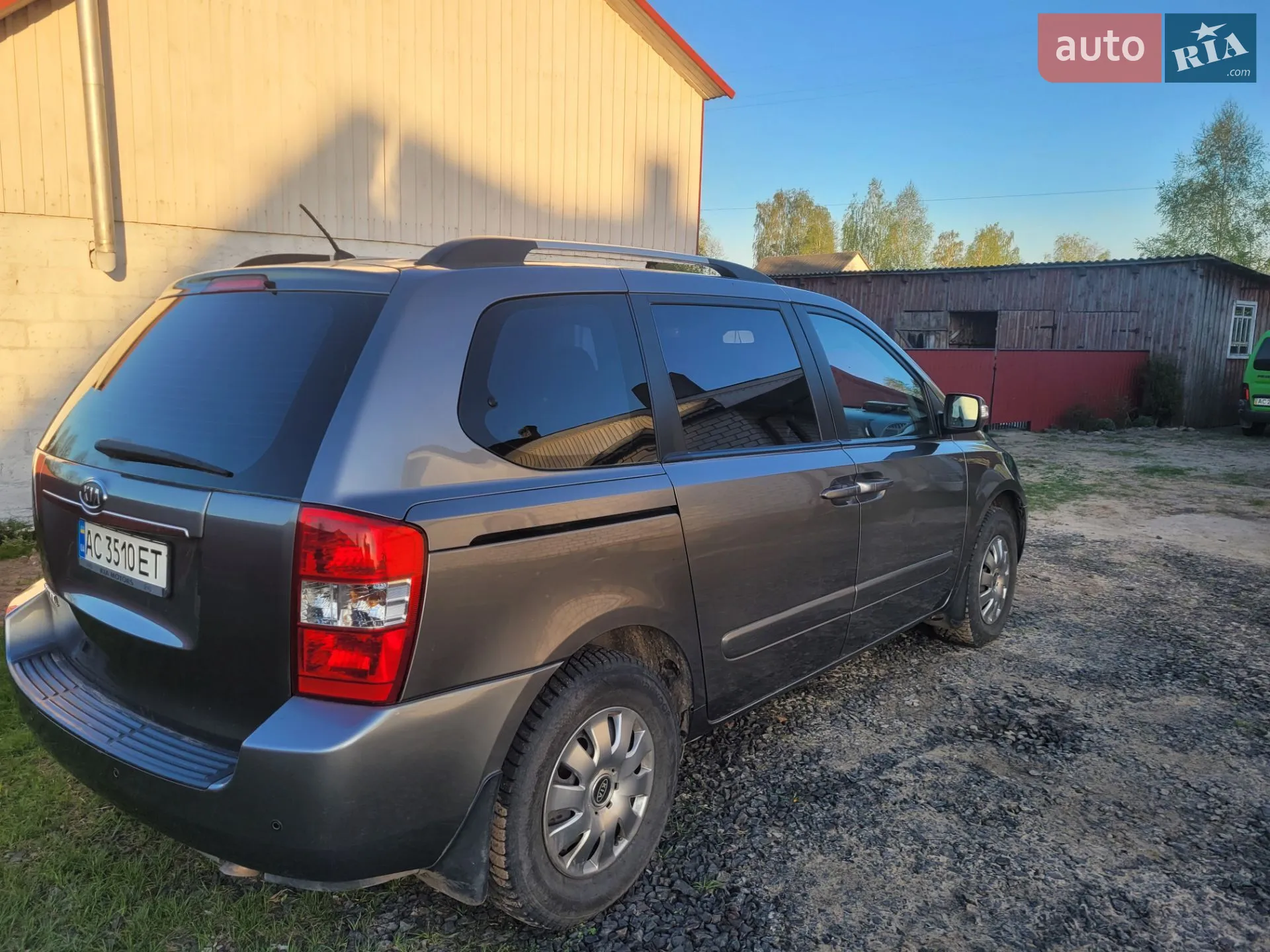 2010 Kia Carnival - мініатюра 5