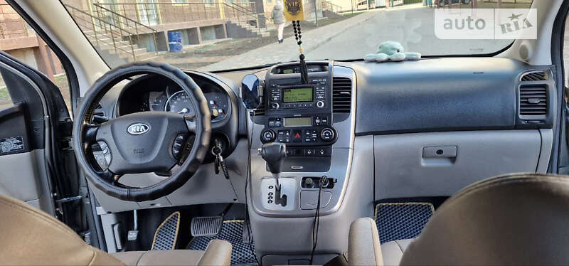 Мінівен Kia Carnival 2011 в Одесі