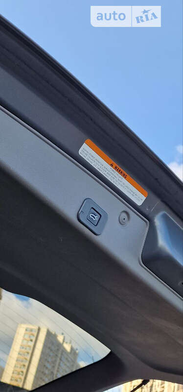 Мінівен Kia Carnival 2011 в Одесі