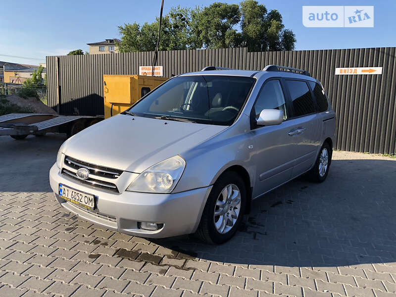 Минивэн Kia Carnival 2006 в Василькове