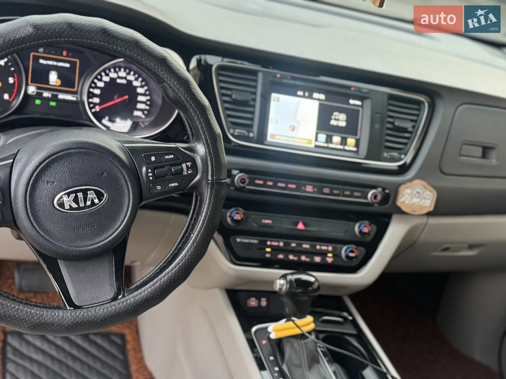 2014 Kia Carnival - мініатюра 22